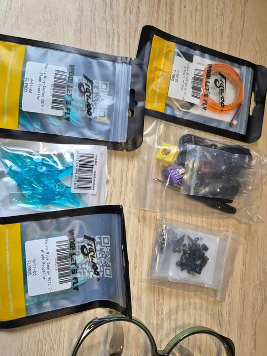 Dron Flywoo Flylens 85 2" 2S cinewhoop FPV+DJI O4 (BNF)+pakiety LiPo 2S 2x 750 mAh i 2x 1000 mAh+ładowarka SkyRC + mata do lądowania + dużo dodatków – zdjęcie 5