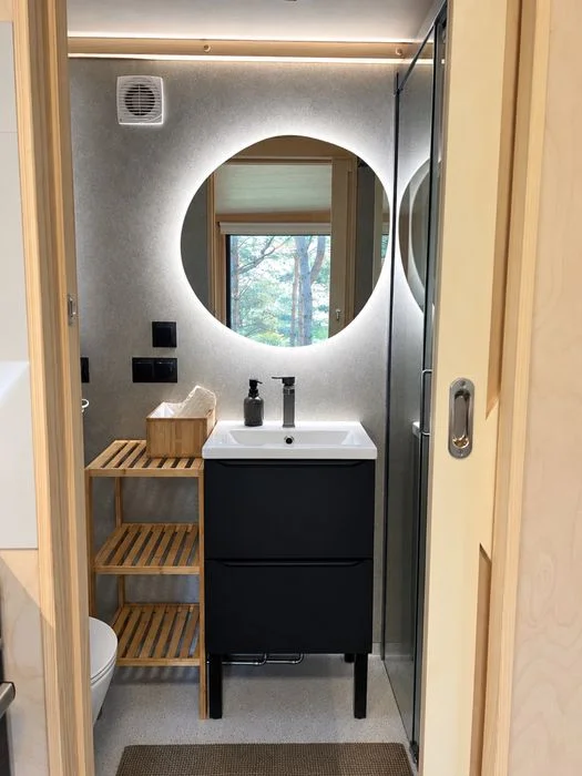 Domek letniskowy, całoroczny z balią, jacuzzi Tiny House „Sosnowa Baza” Jezioro, lasy – zdjęcie 6