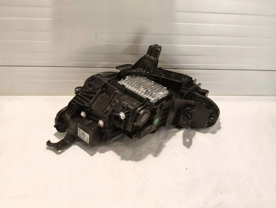 volvo ex30 full led przód strona prawa 80000628 – zdjęcie 3