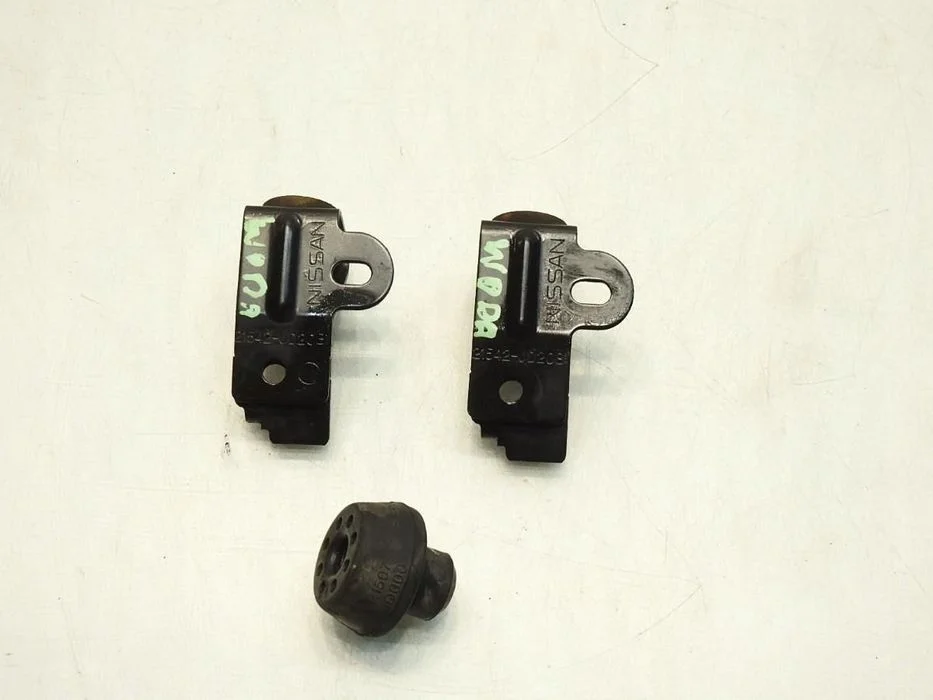 Uchwyt Mocowanie Chłodnicy Nissan Qashqai 21542-Jd20B – zdjęcie 3
