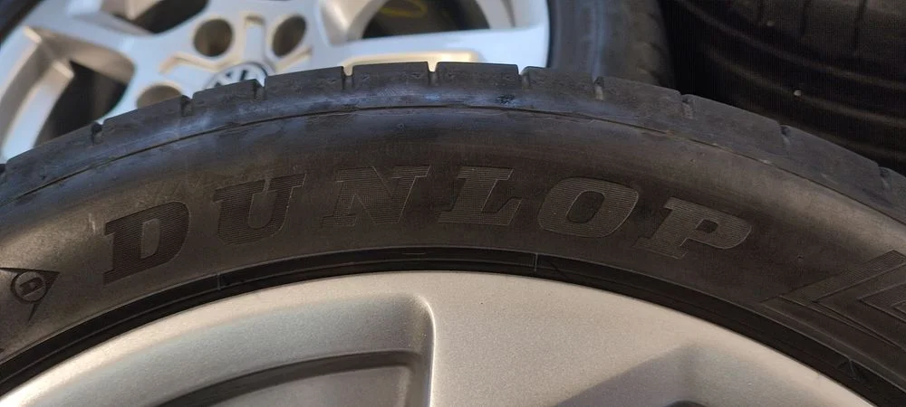 17" 7J 5x112 VW Felgi aluminiowe z oponami letnimi 225/45R17 – zdjęcie 5