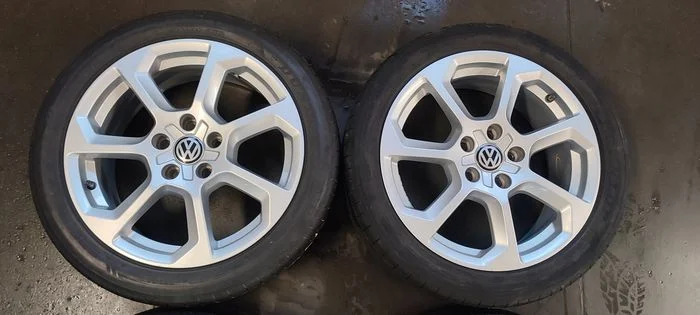 17" 7J 5x112 VW Felgi aluminiowe z oponami letnimi 225/45R17 – zdjęcie 3