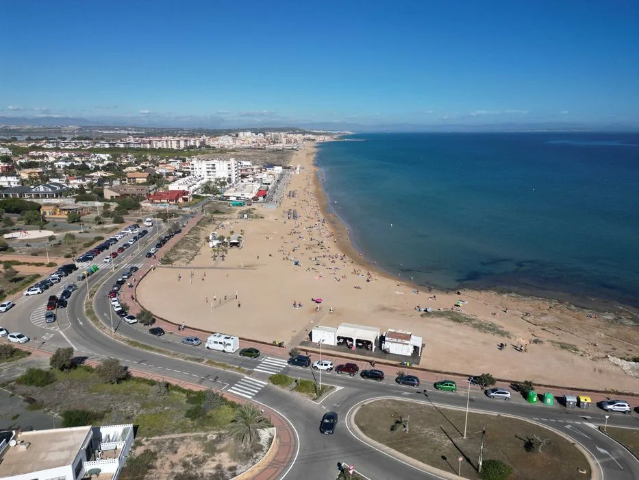 Apartament w Hiszpanii z widokiem na morze 250m. od plaży – zdjęcie 7