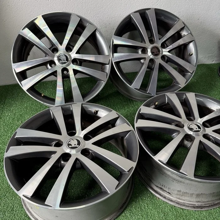 Felgi 17" 5x112 Oryginalne Skoda Octavia Superb Karoq Vw Golf Passat Tiguan Touran Seat – zdjęcie 2