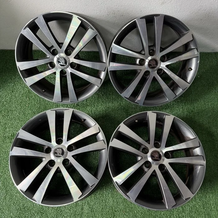 Felgi 17" 5x112 Oryginalne Skoda Octavia Superb Karoq Vw Golf Passat Tiguan Touran Seat