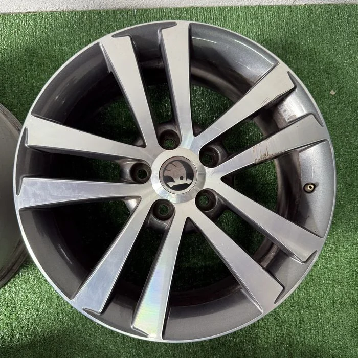 Felgi 17" 5x112 Oryginalne Skoda Octavia Superb Karoq Vw Golf Passat Tiguan Touran Seat – zdjęcie 8