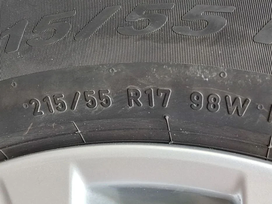 TOYOTA CAMRY 19-24r Koła z Oponami Wielosezonowymi 215/55 R17 Pirelli – zdjęcie 9