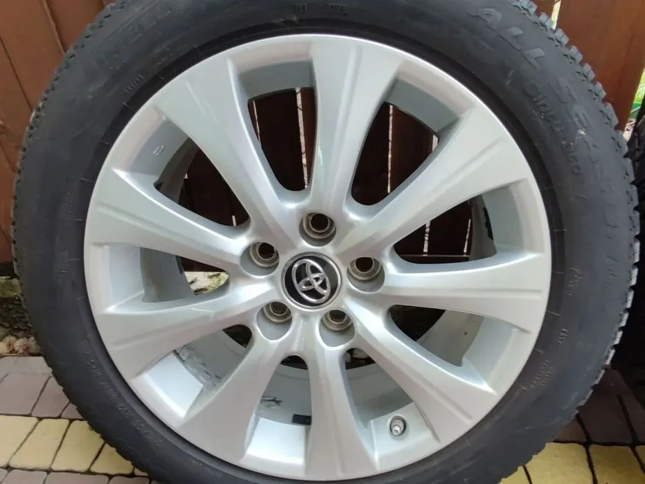 TOYOTA CAMRY 19-24r Koła z Oponami Wielosezonowymi 215/55 R17 Pirelli – zdjęcie 2