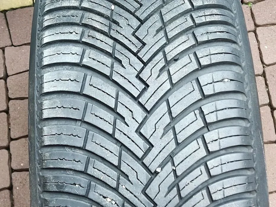TOYOTA CAMRY 19-24r Koła z Oponami Wielosezonowymi 215/55 R17 Pirelli – zdjęcie 11
