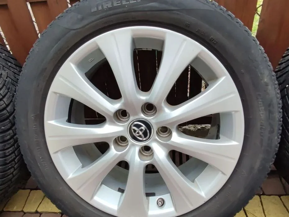 TOYOTA CAMRY 19-24r Koła z Oponami Wielosezonowymi 215/55 R17 Pirelli – zdjęcie 4