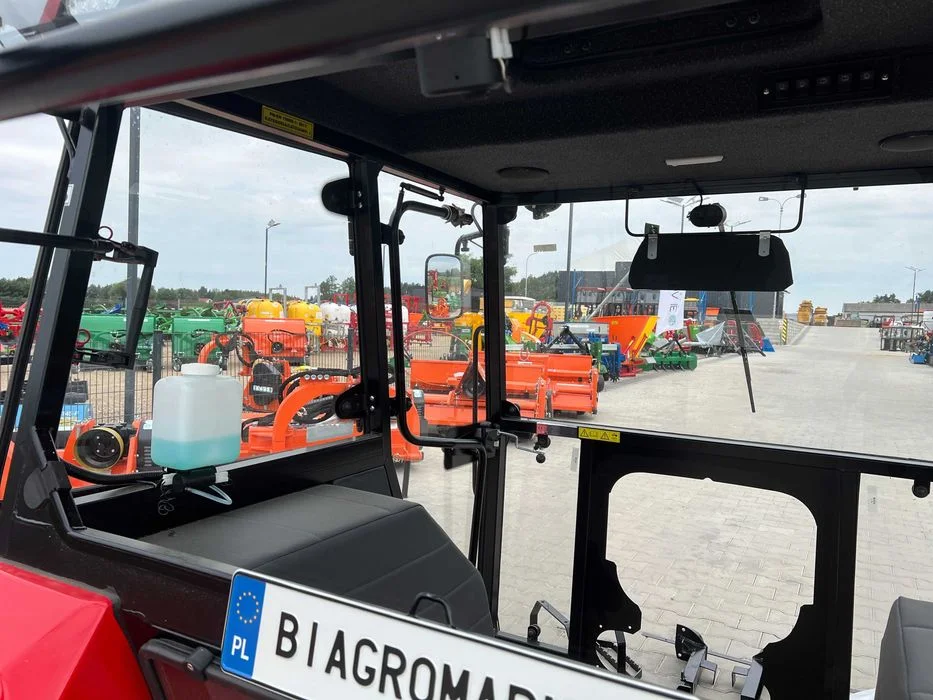 Kabina Ursus Kabina NAGLAK Kabina ciągnikowa z błotnikami/ kabina bez błotników C330 C360 MF235 MF255 T25 T-25 +wycieraczka / Dostawa całe PL --RATY – zdjęcie 3