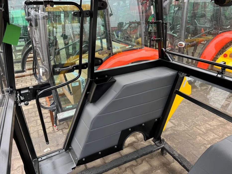 Kabina Ursus Kabina NAGLAK Kabina ciągnikowa z błotnikami/ kabina bez błotników C330 C360 MF235 MF255 T25 T-25 +wycieraczka / Dostawa całe PL --RATY – zdjęcie 8