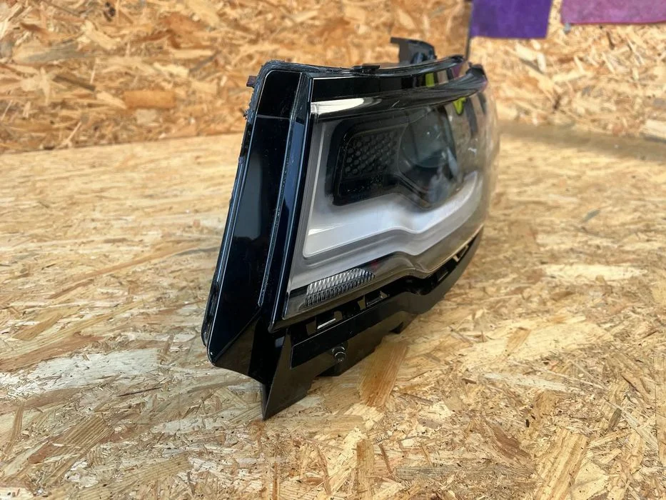 LAMPA PRZEDNIA LEWA reflektor lewy Xenon JEEP COMPASS Compas II Europa 155256625 68643493AA – zdjęcie 4
