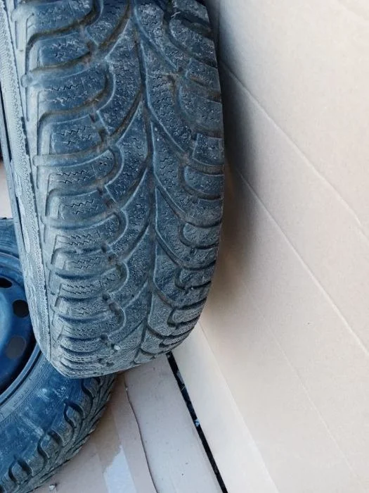 Felgi stalowe z oponami koła VW Golf IV R14 1J0601027P 1J0601027J – zdjęcie 5