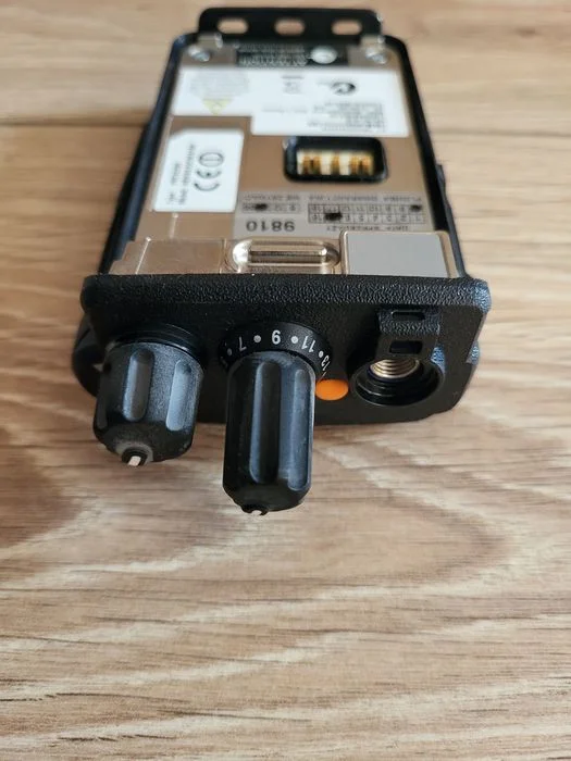 Dwa Radiotelefony/krótkofalówki Motorola – zdjęcie 4
