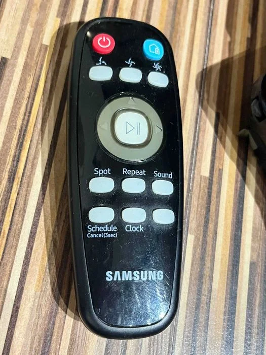 Robot odkurzacz Samsung – zdjęcie 2