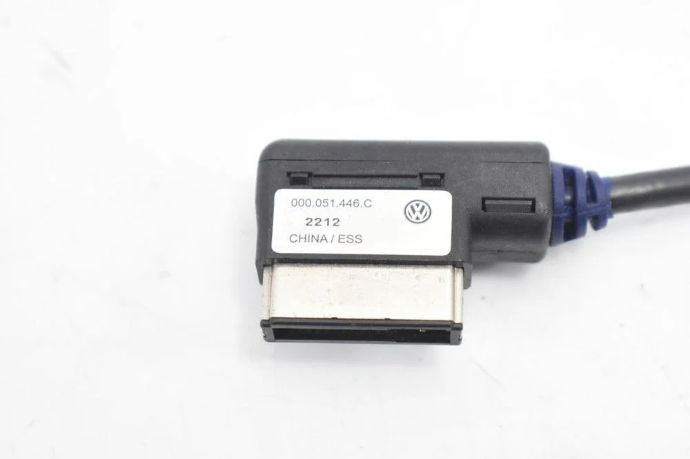 000051446C Kabel Multimedia Iphone Golf Vi Jetta Eos Tiguan Touareg – zdjęcie 2