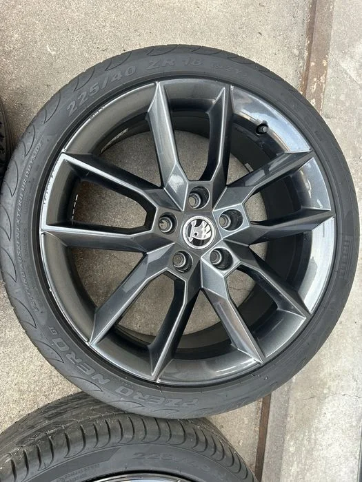 4 x felga alu z oponami Octavia 3 VRS 18 – zdjęcie 3
