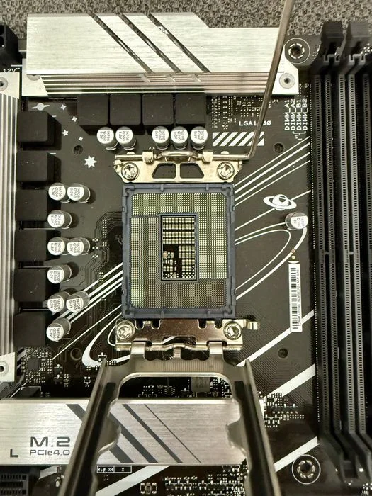 Płyta główna Asus PRIME B760-PLUS – zdjęcie 4