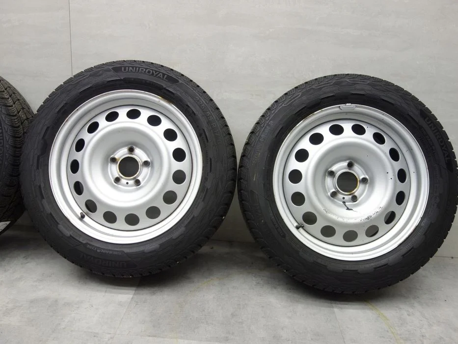 225/55R17 Koła zimowe Toyota Proace Jumpy Crosscamp Expert Uniroyal 4x7mm – zdjęcie 2