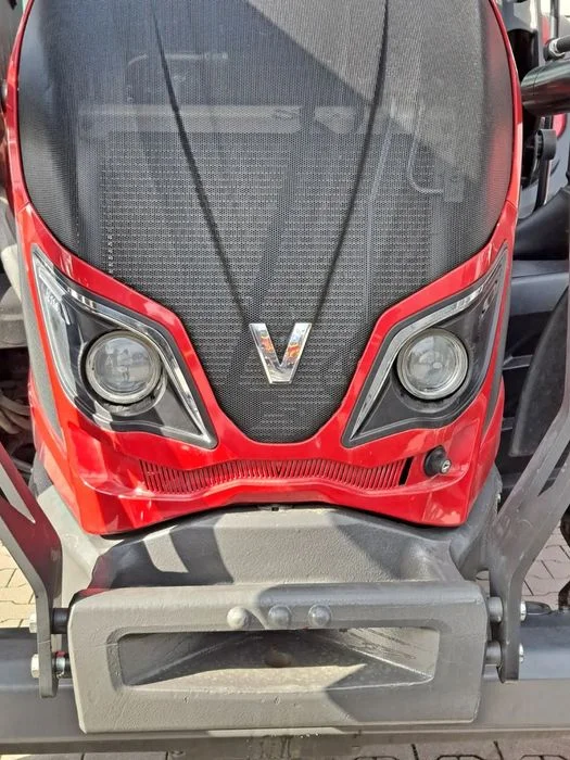 Valtra N114 Valtra N114 z ladowaczem Quicke Q5 – zdjęcie 6