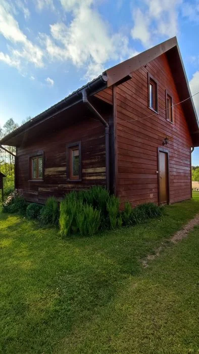 Drewniany domek całoroczny nad rzeką Marychą – zdjęcie 2