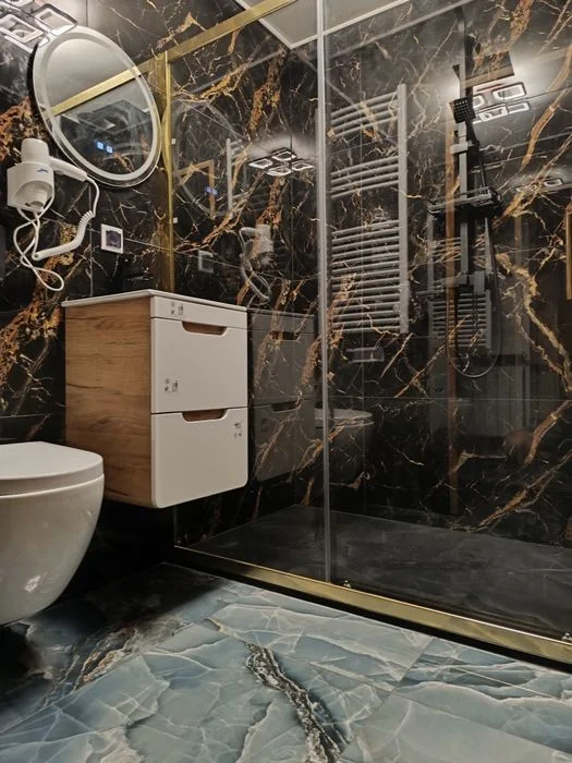 Apartament typu deluxe Jacuzzi Wanną hydromasażem Tv"55"HBOmax,cinemax – zdjęcie 7