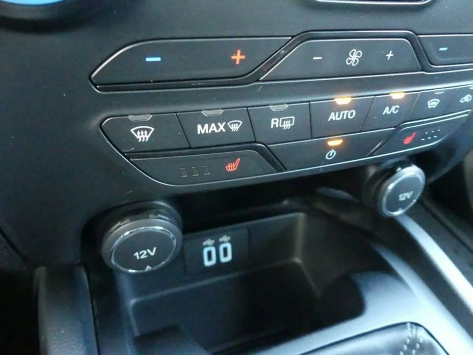 Ford Ranger 2,0 Tdci LTD Limited – zdjęcie 7