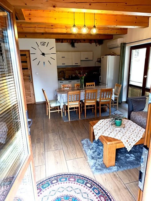 Uroczy domek. Balia z jacuzzi, sauna ! – zdjęcie 3