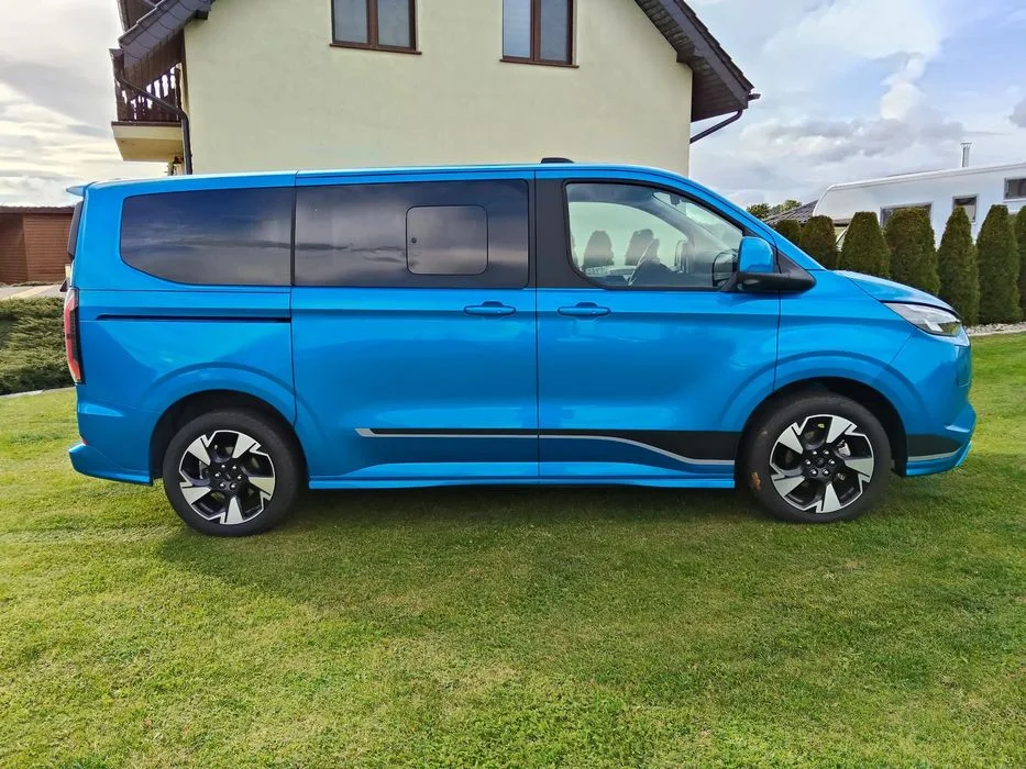 Ford E-Tourneo Custom Sport – zdjęcie 8