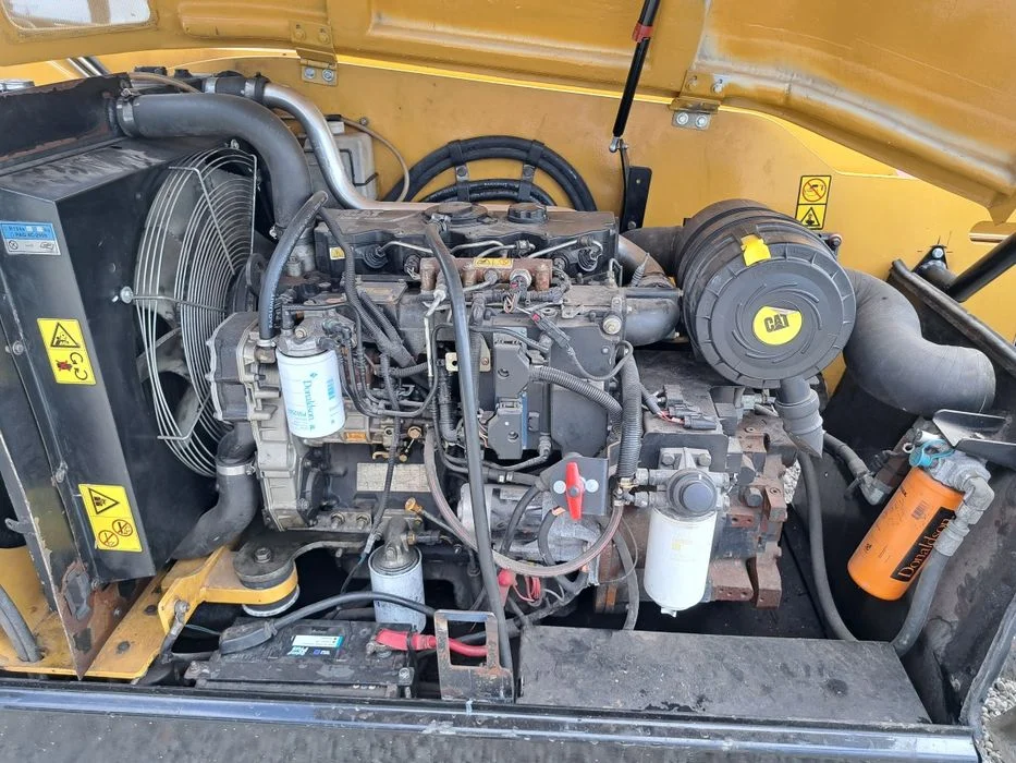 Ładowarka teleskopowa Cat TH407 – zdjęcie 7