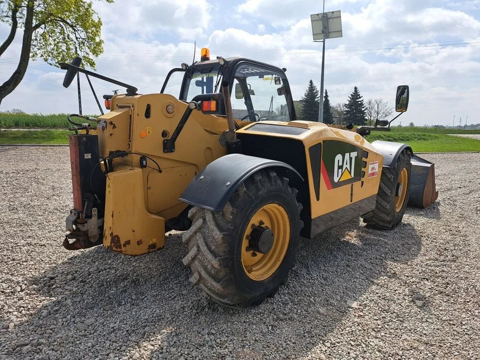 Ładowarka teleskopowa Cat TH407 – zdjęcie 2