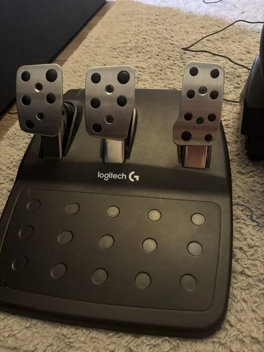 Zestaw logitech g29 cały komplet – zdjęcie 5