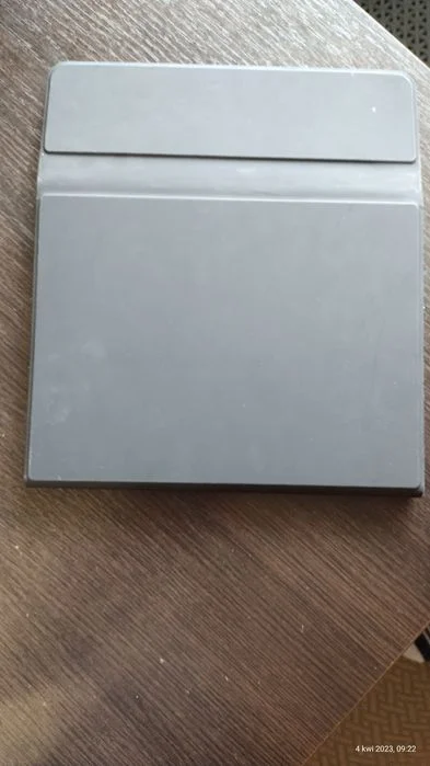 Etui na tablet magnetyczne – zdjęcie 4