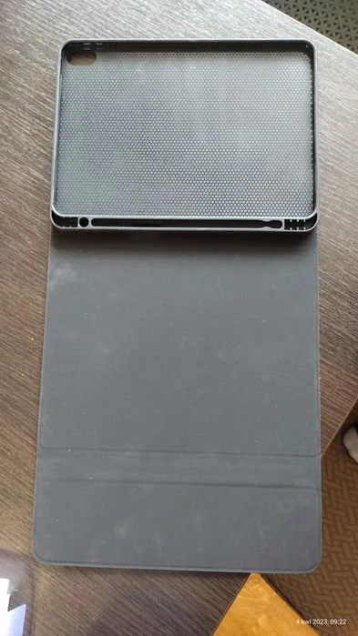 Etui na tablet magnetyczne – zdjęcie 5