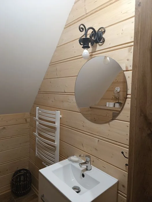Całoroczny domek do wynajęcia z jacuzzi – zdjęcie 7