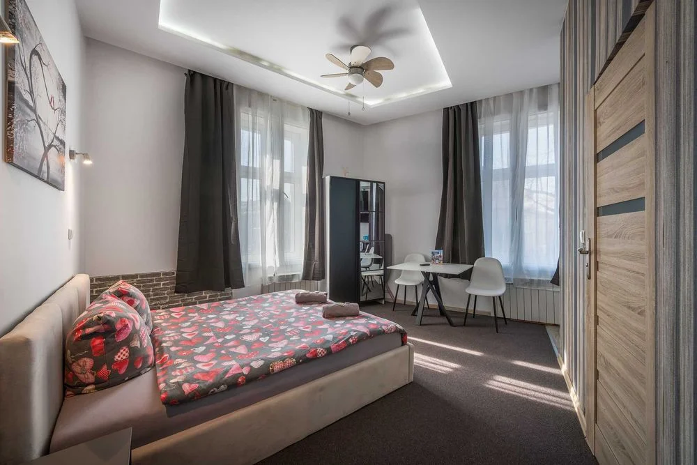 Pokoje 1 osobowe z prywatną łazienką w centrum Krakowa Kazimierz – zdjęcie 8