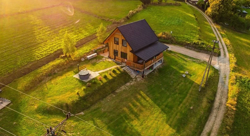Domek z widokiem na Jezioro Mucharskie
