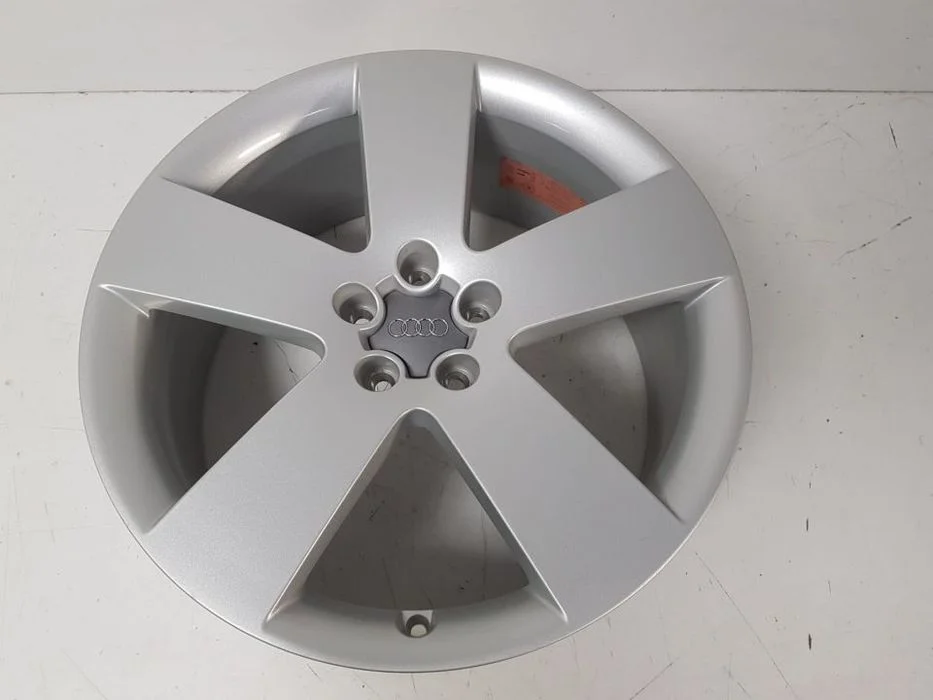 AUDI A8 S8 FELGA ALUMINIOWA CANTONA 4E0071490666 8,5x20 ET45 NOWA ORYGINAŁ