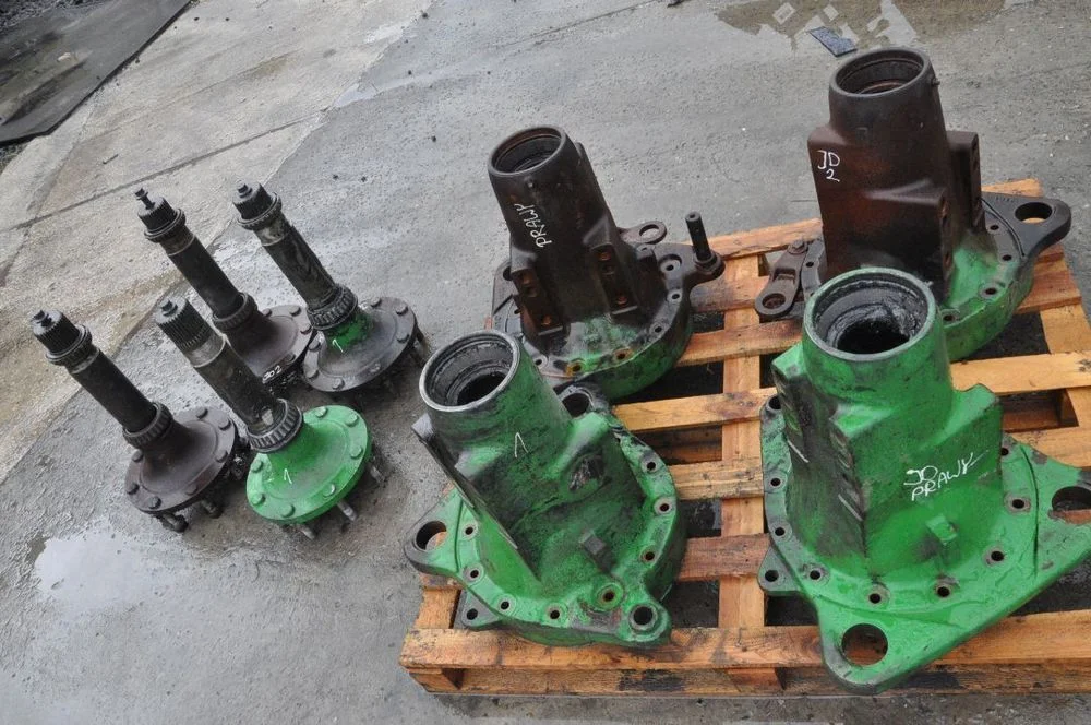 Pochwa Zwolnica Półoś John Deere Nr L155482A / L155483A