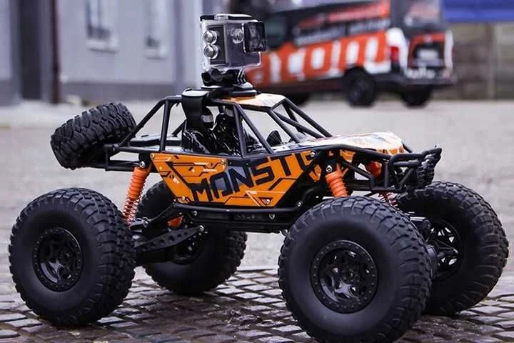 Zestaw KAMERA SPORTOWA 1080p na kask narty rowery wodoodporna FULL HD – zdjęcie 2