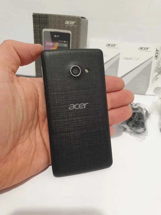 Bardzo mały smartfon ACER LIQUID Z220 na 2 sim + karta pamięci – zdjęcie 8