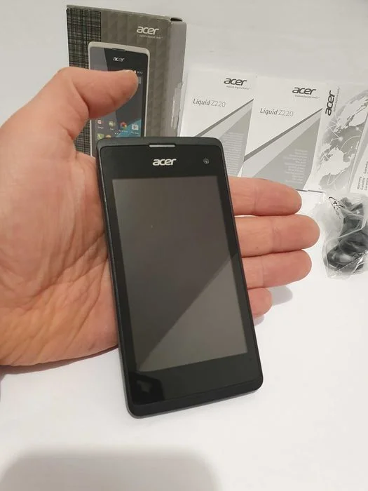 Bardzo mały smartfon ACER LIQUID Z220 na 2 sim + karta pamięci – zdjęcie 2