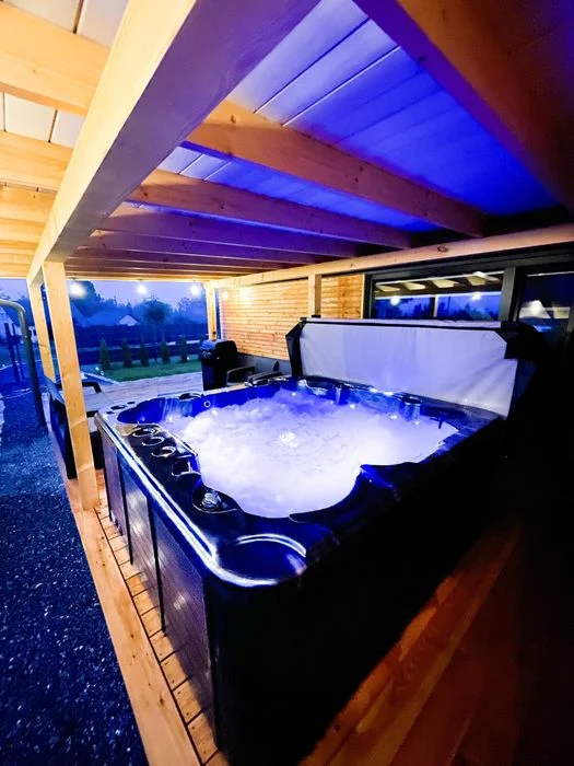 Apartament z jacuzzi na wyłączność 24h. Domek premium, spa, balia, Kotlina Kłodzka, Góry Stołowe, Szczytna, okolice Polanica Zdrój, Karłów – zdjęcie 3