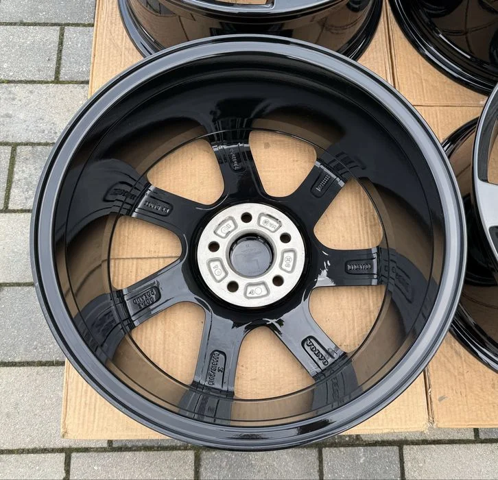 Oryginalne felgi Volvo 5x108 17” S40 S60 S80 V70 V40 V60 – zdjęcie 6