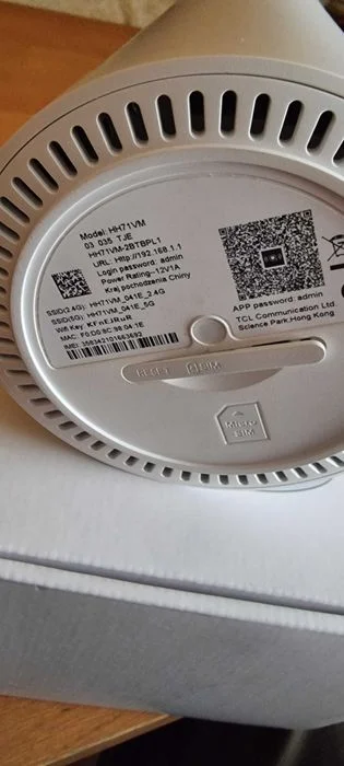 Router WiFi LTE kat.7 - Alcatel MW71VM – zdjęcie 3