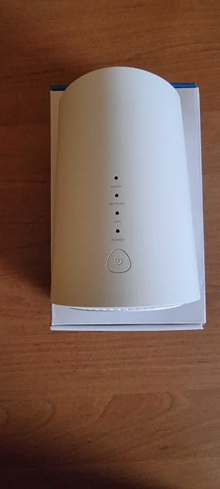 Router WiFi LTE kat.7 - Alcatel MW71VM – zdjęcie 2