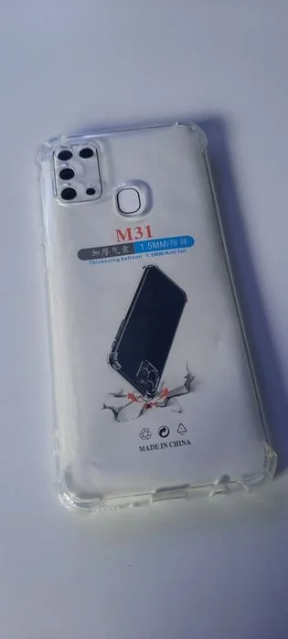 Nowe wstrząsoodporne etui do Samsung M31