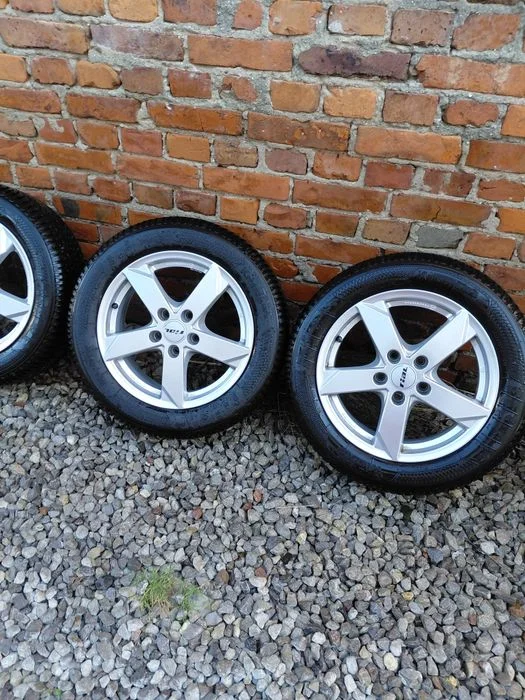 Koła zimowe VW Golf skoda octavia seat leon – zdjęcie 3