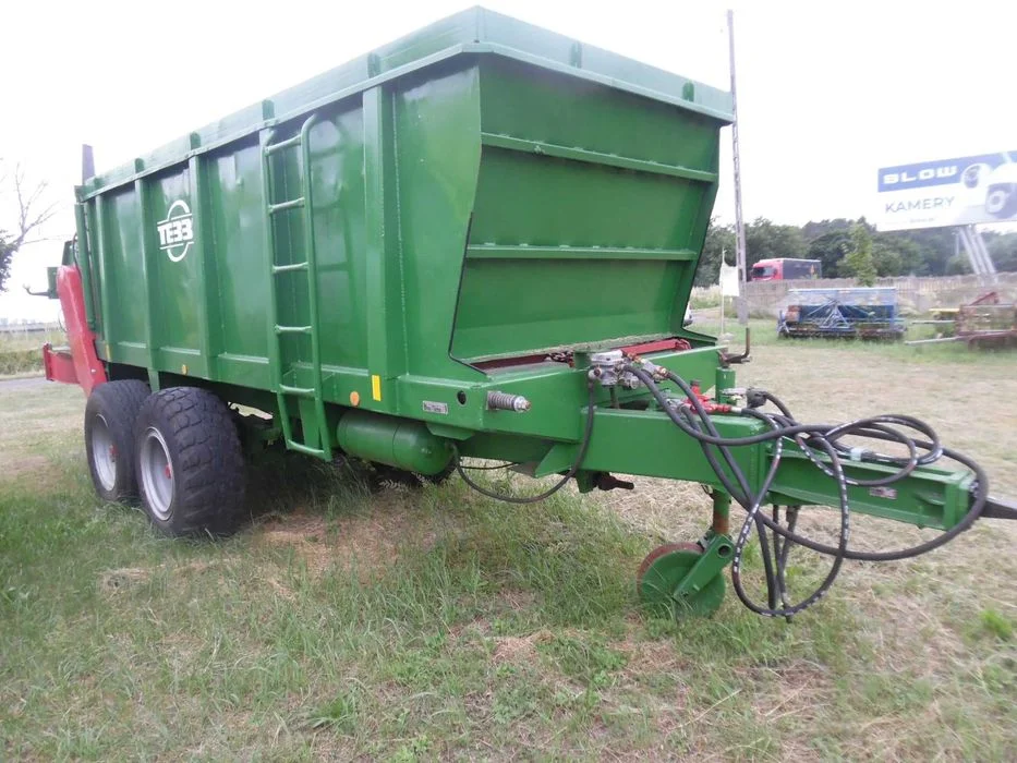 Rozsiewacz wapna i pomiotu ,Tebbe' 14ton